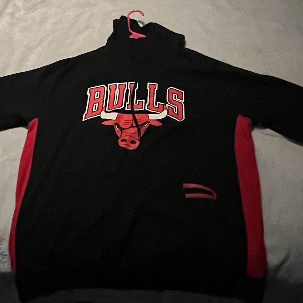 Black and Red Bulls Men's Sweater